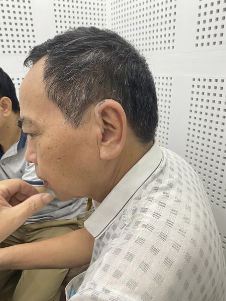 Tác hại khi đeo máy trợ thính kém chất lượng